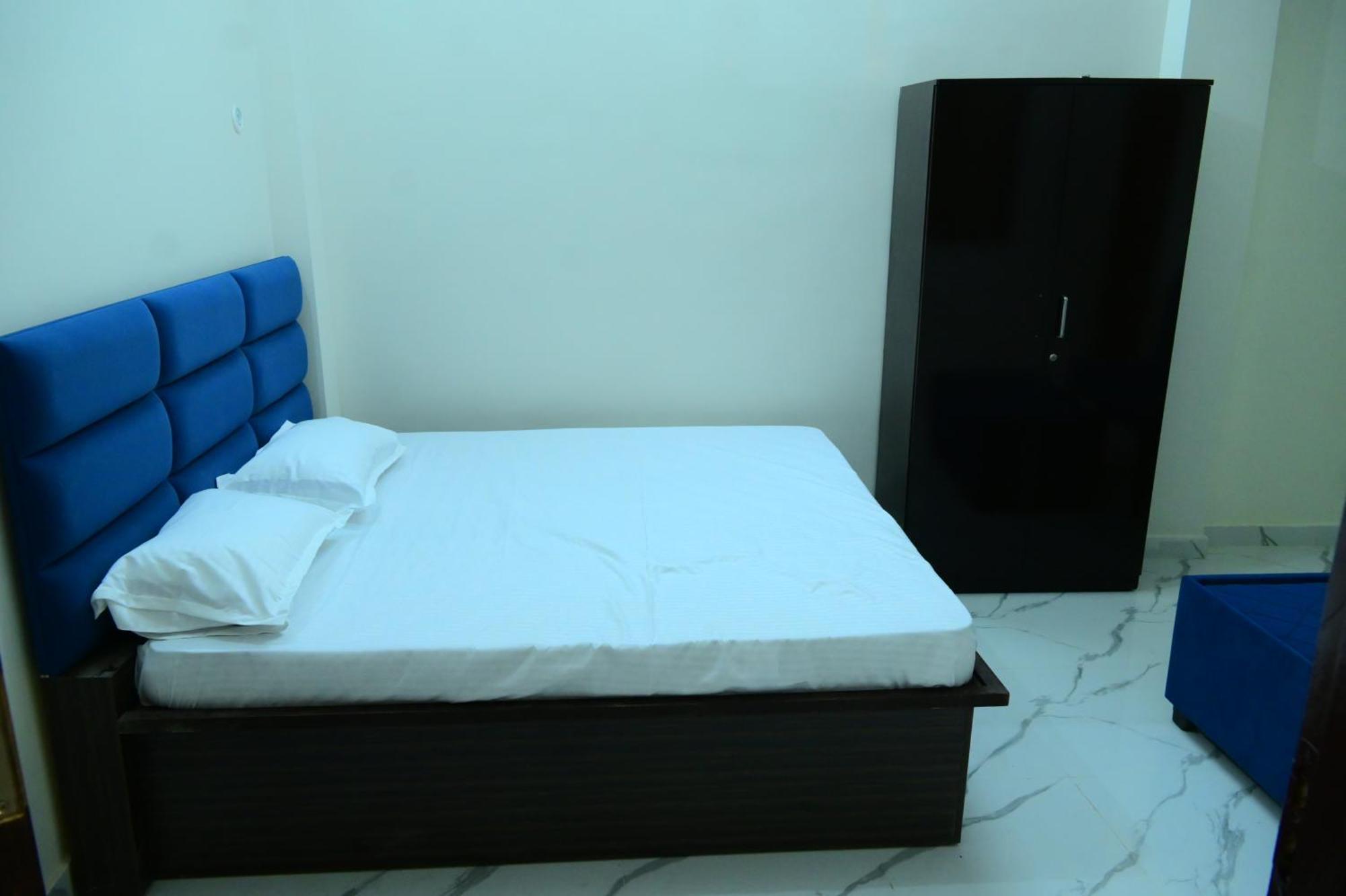 Asha Palace *