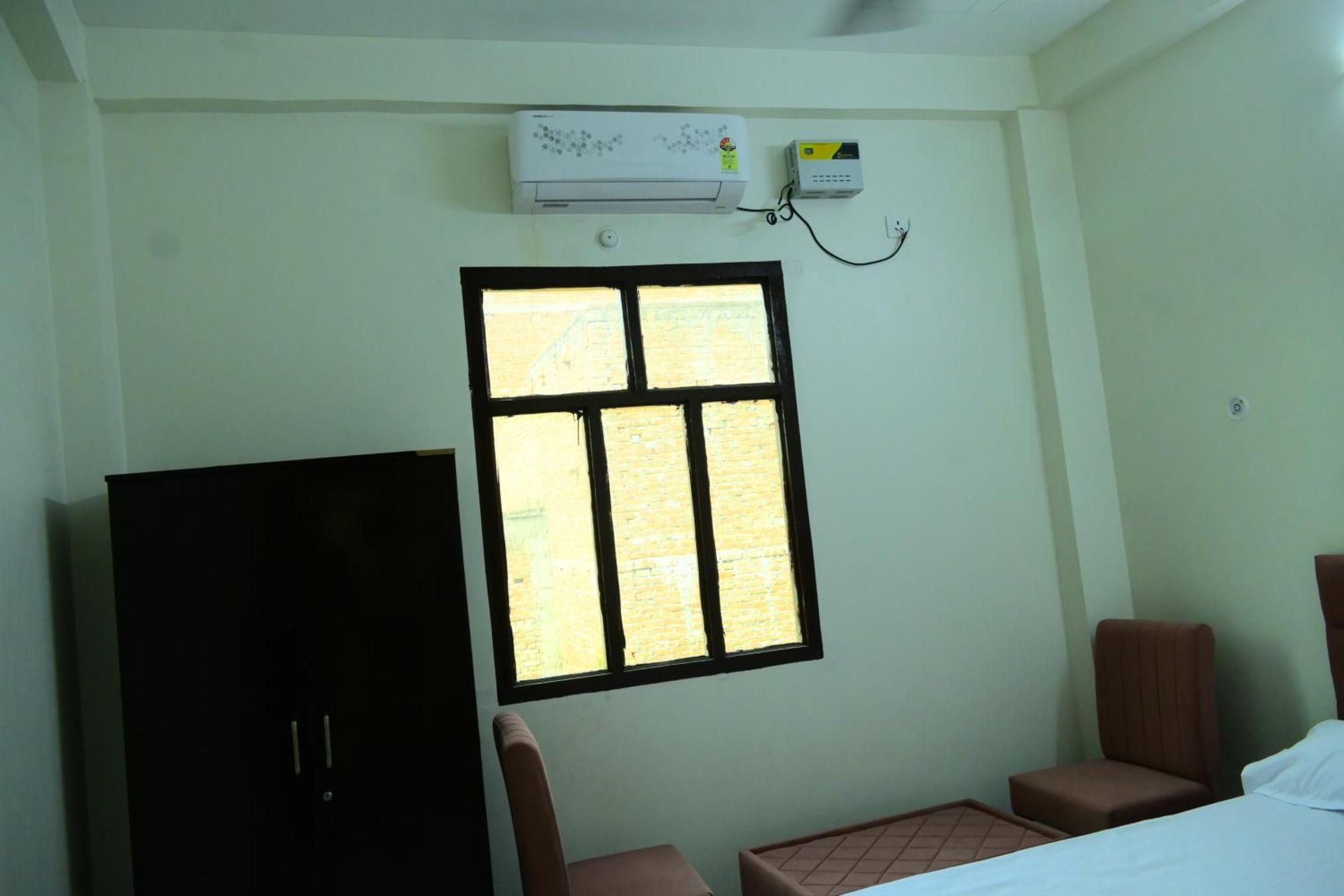 Asha Palace Guest house