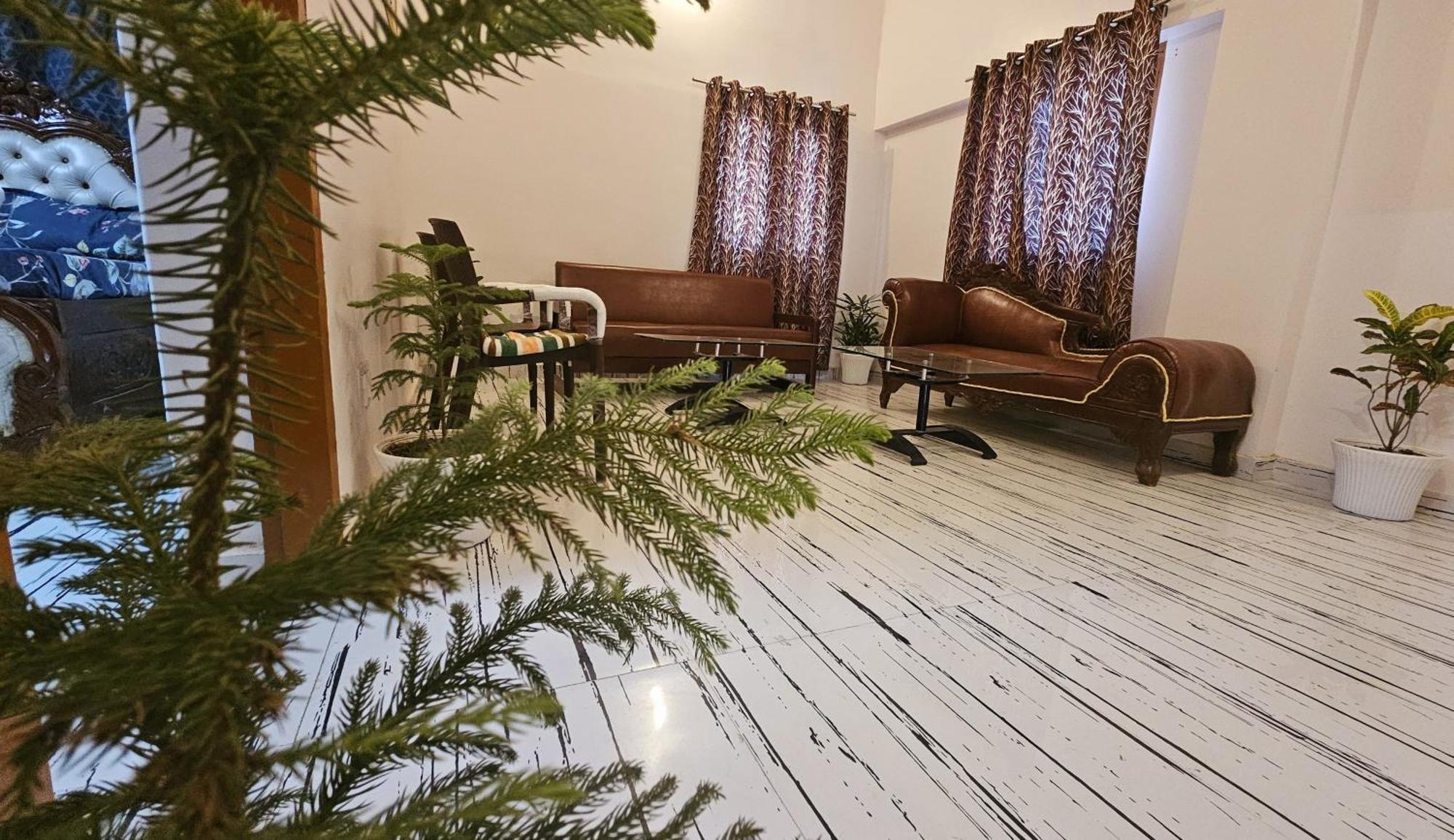 Holiday home Sunlit Raghav Ayodhya