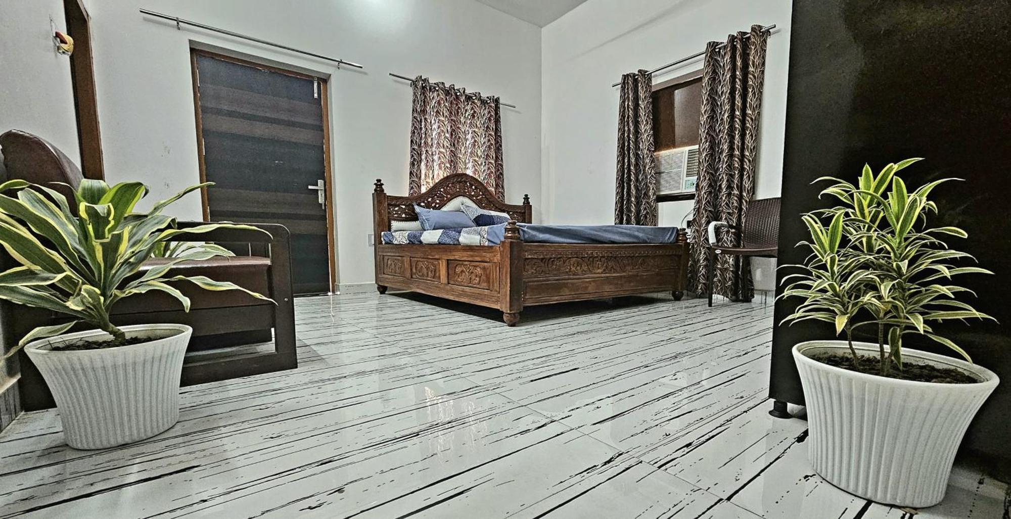 Sunlit Raghav Holiday home Ayodhya