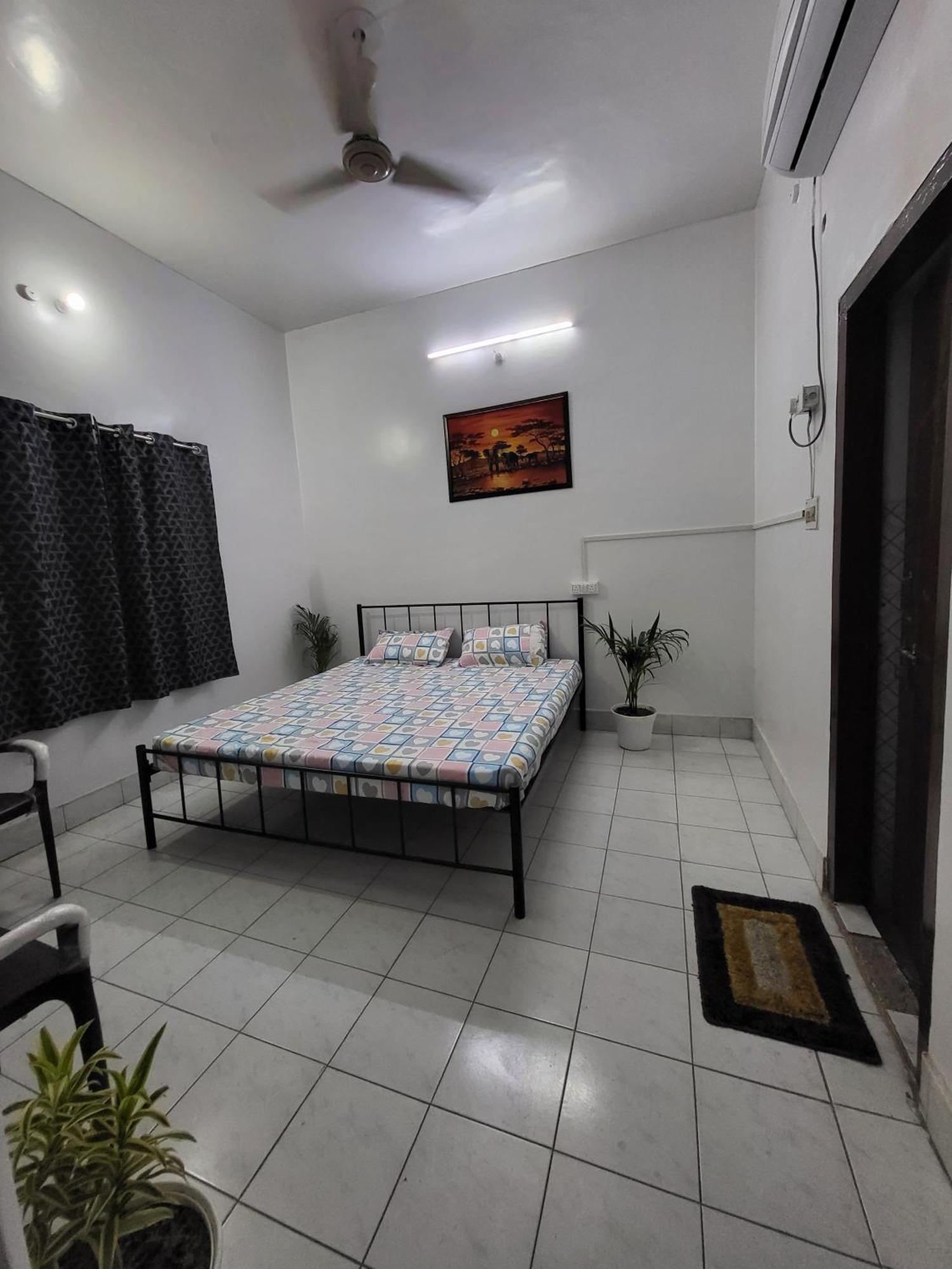 Holiday home Sunlit Raghav Ayodhya