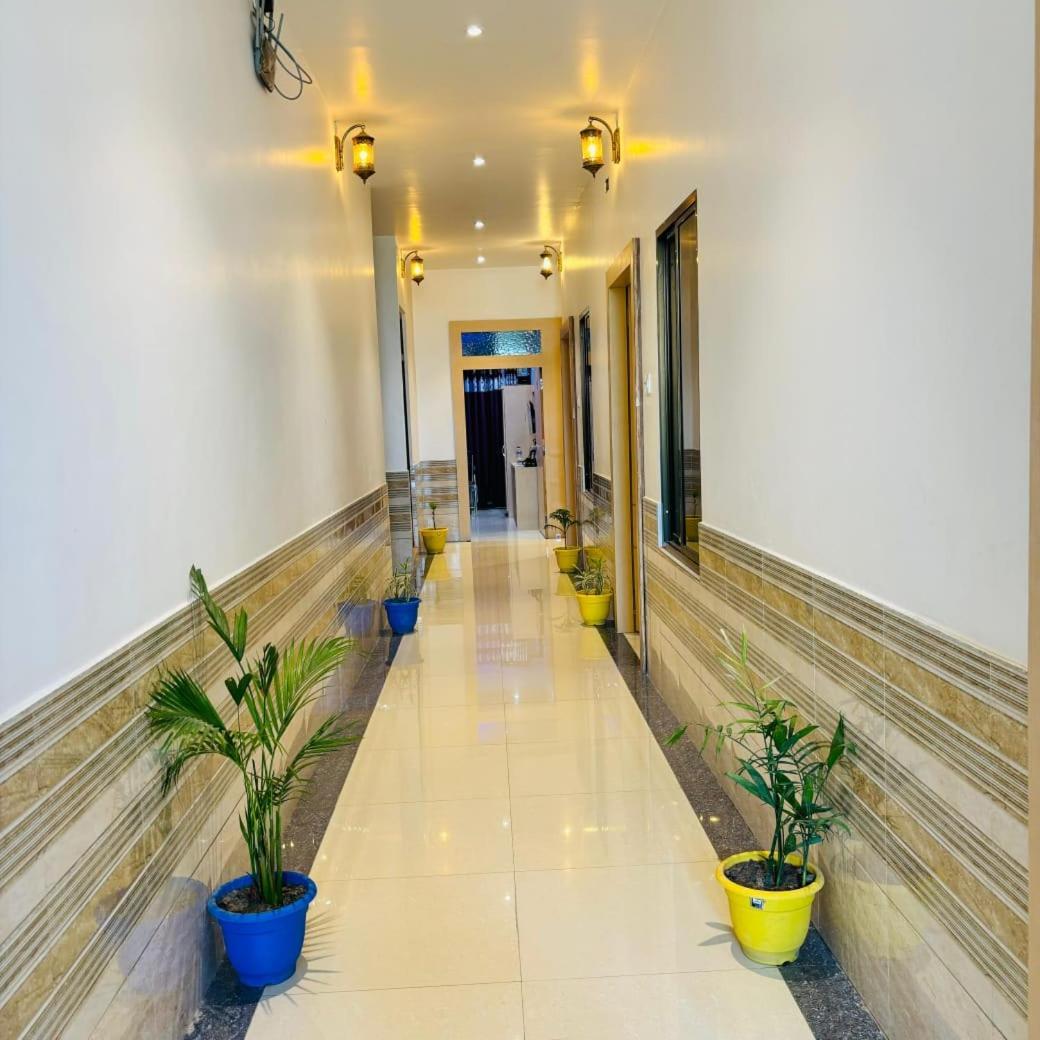 Ayodhya Hotel 3*