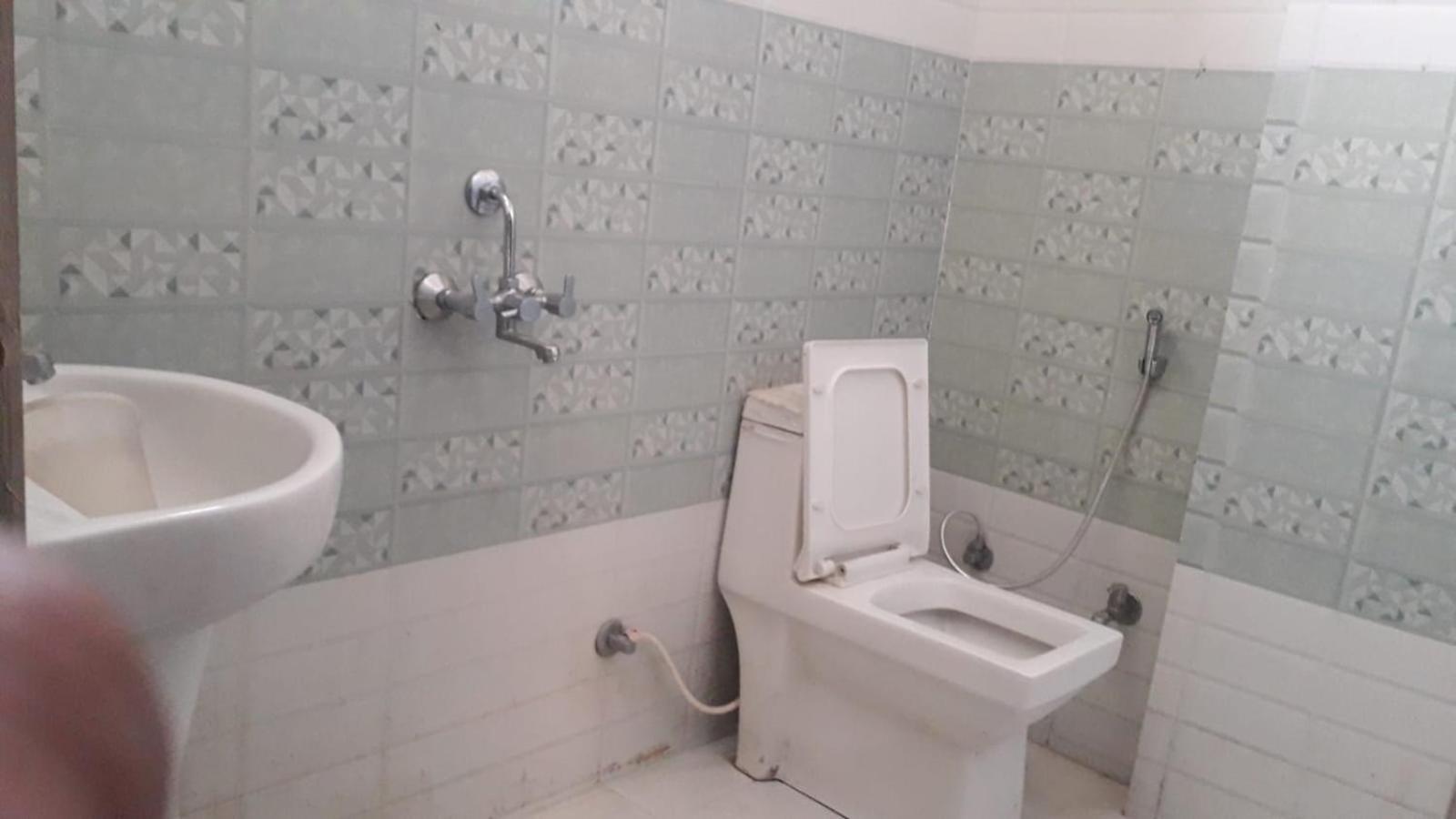 Hotel Jbk Ayodhya