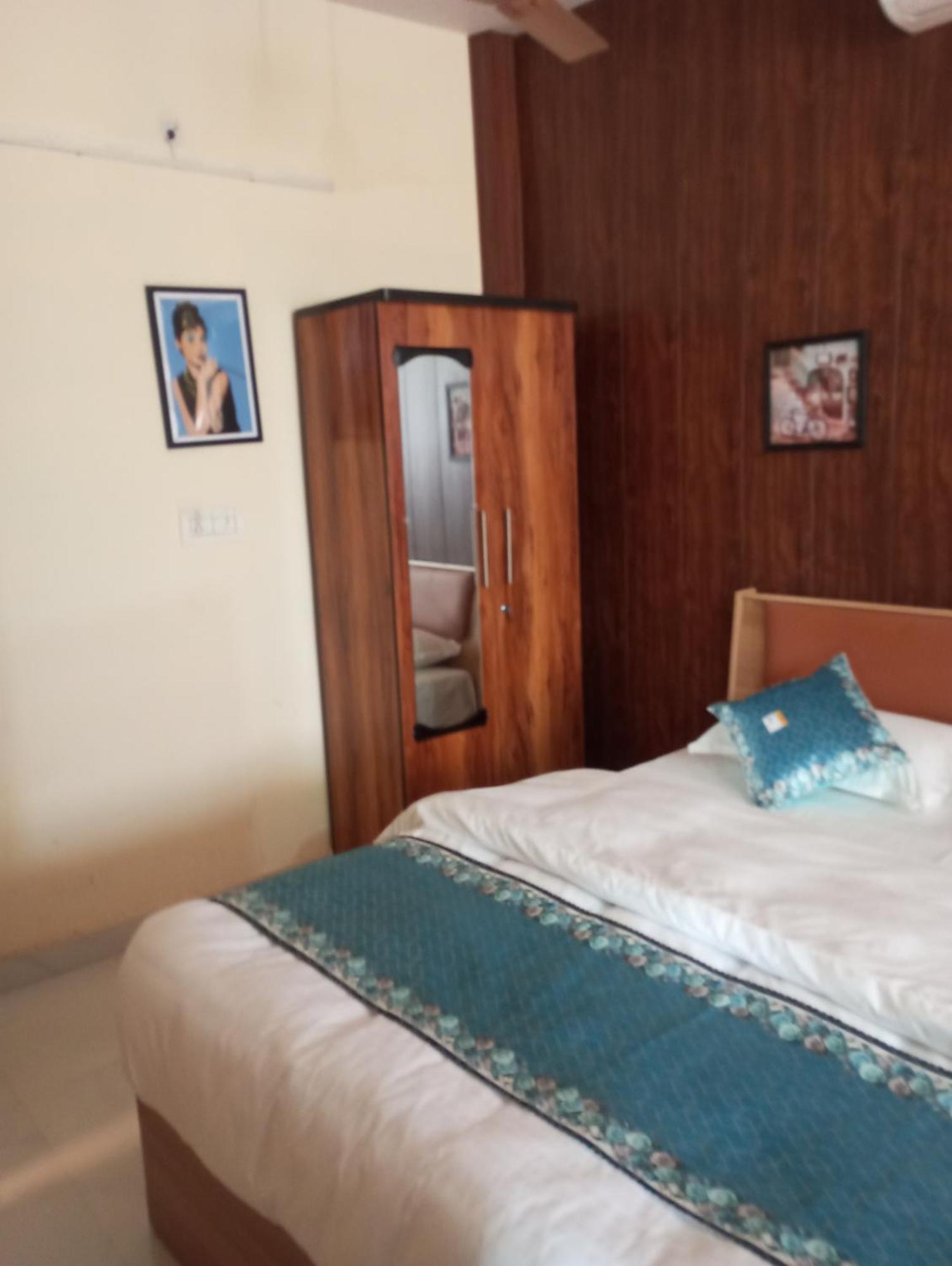 Cozy Nook - Nearest From Ram Mandir 1 Km Ayodhya