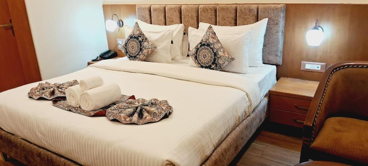Padmshree Palace Hotel Ayodhya