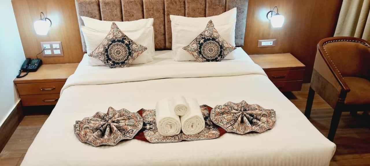 Padmshree Palace Hotel Ayodhya