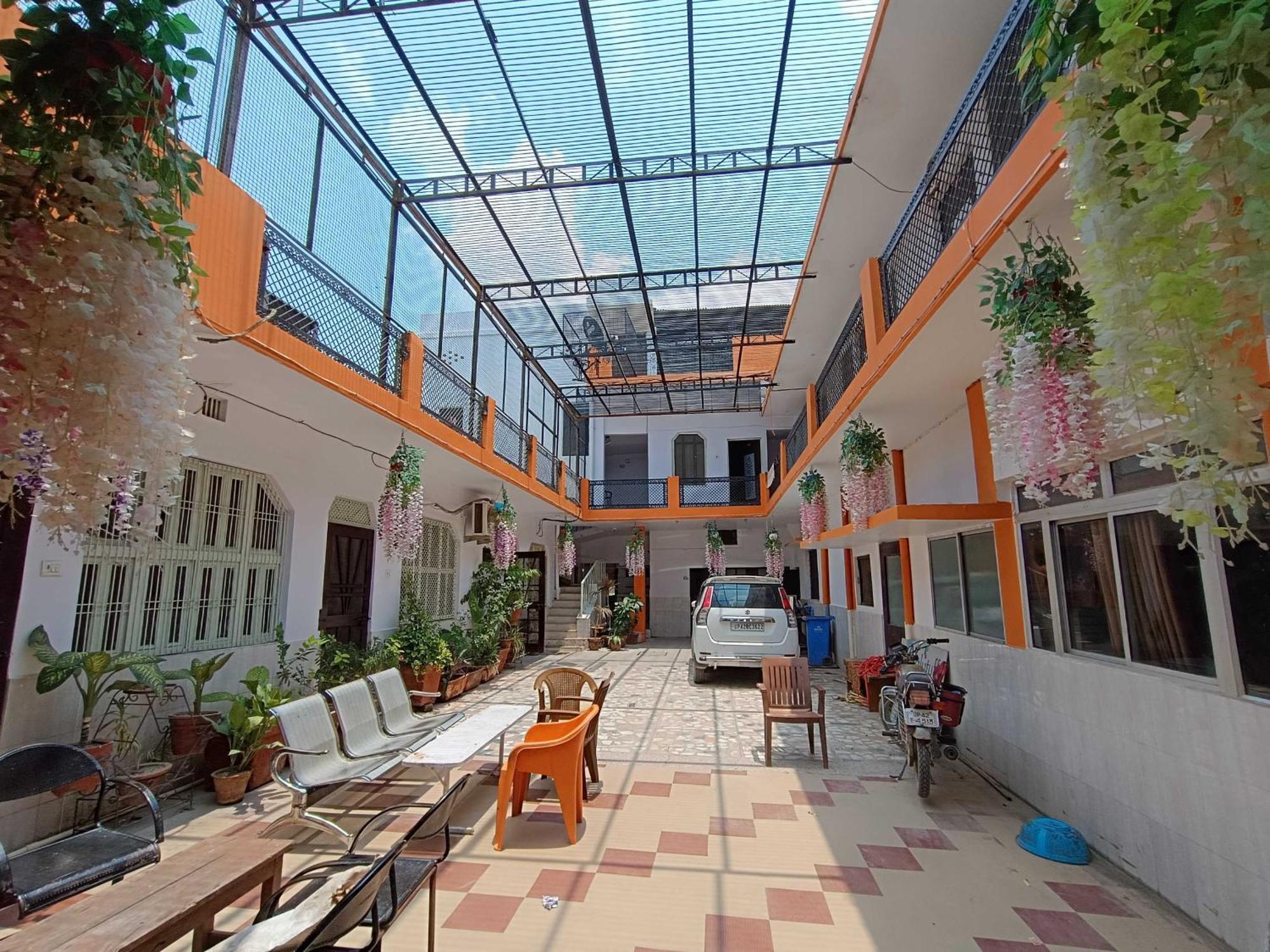 Apartment O Shri Hari Ayodhya