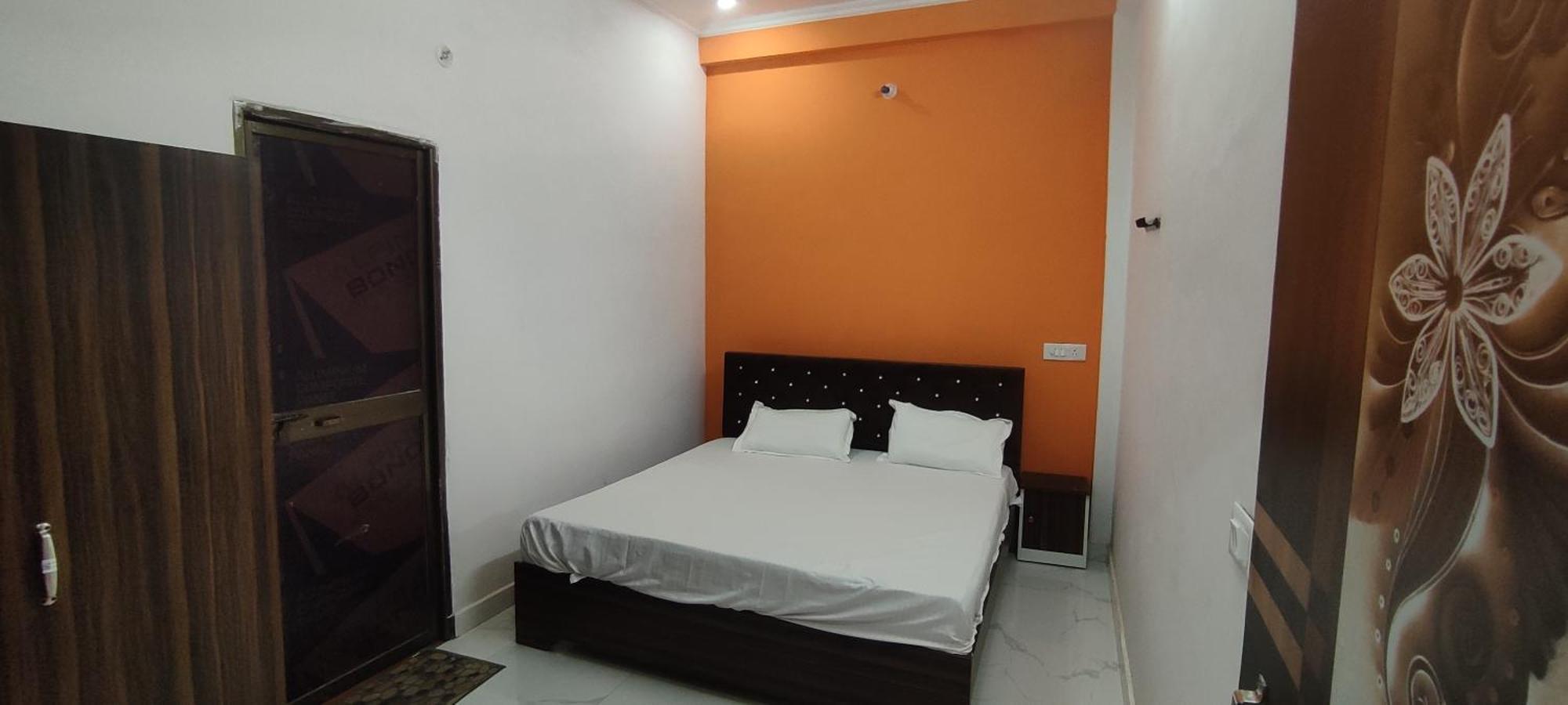 Hanumat Kripa Homestay Ayodhya
