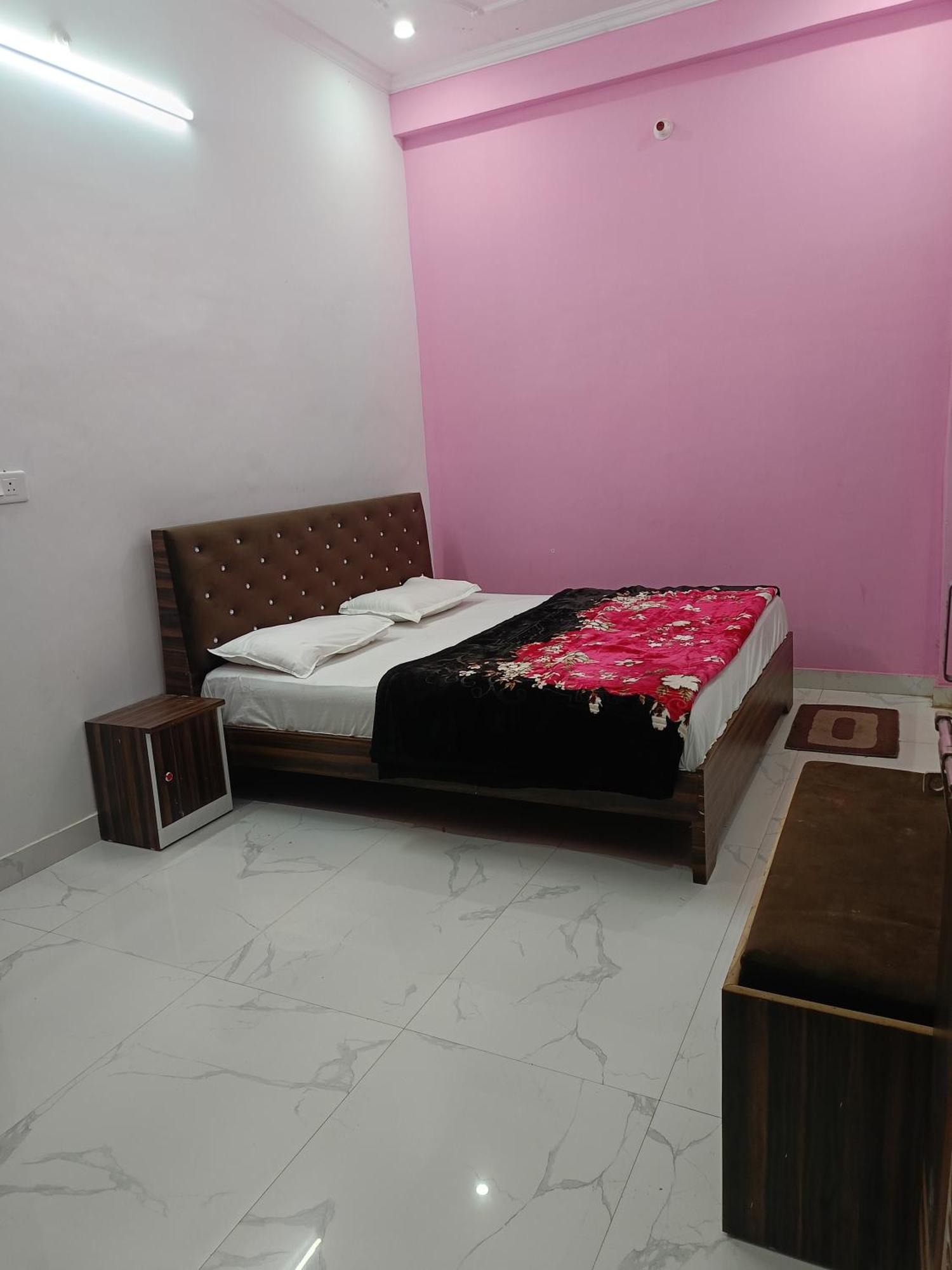 Hanumat Kripa Homestay Ayodhya