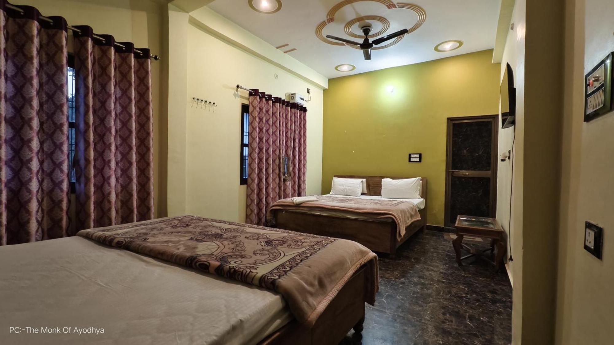 Sri Sitaram Hanumant Palace 500 Meter From Railway And Ram Mandir Guest house Ayodhya