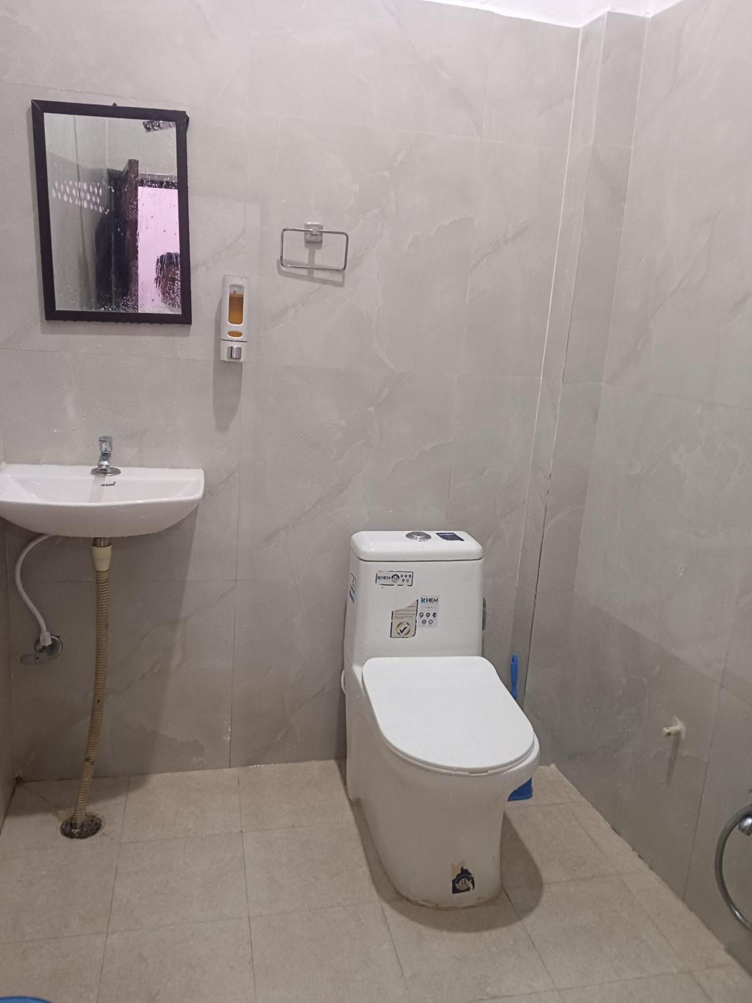 Pushpanjali Grand Homestay Ayodhya