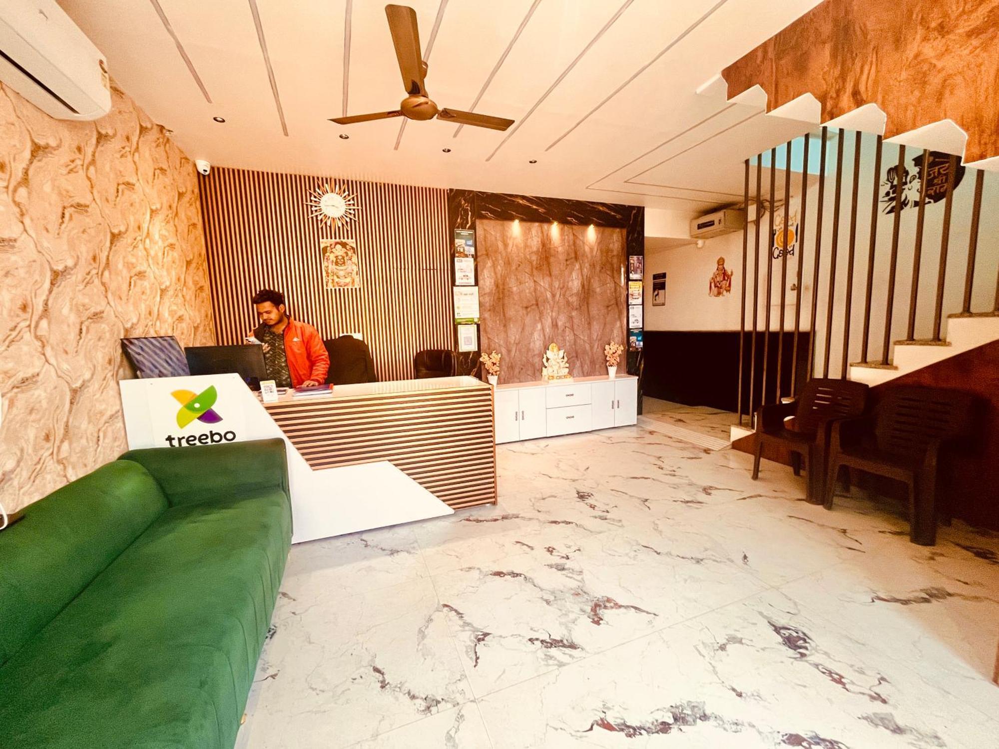 Hotel Heaven Ayodhya