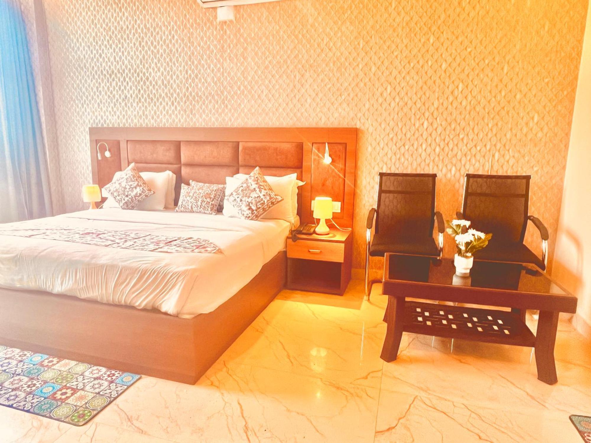 Hotel Heaven