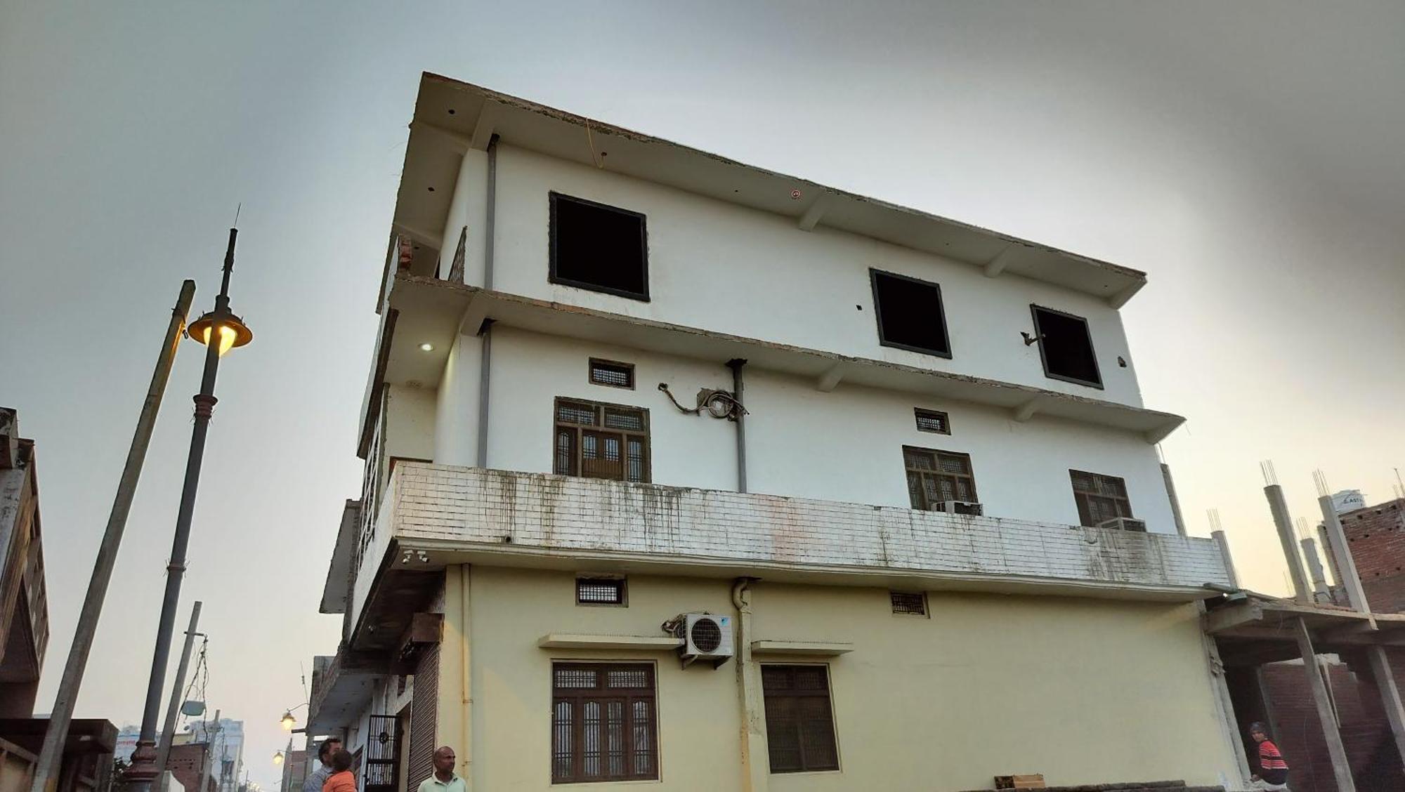 Parshuram Palace * Ayodhya