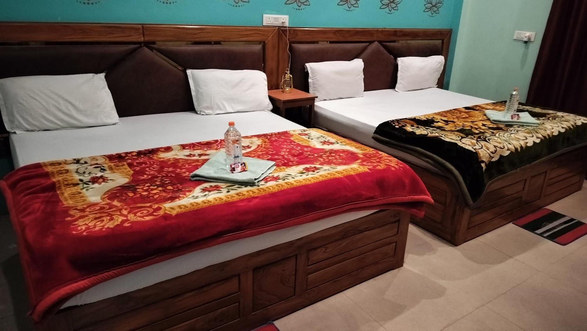 Parshuram Palace Guest house Ayodhya