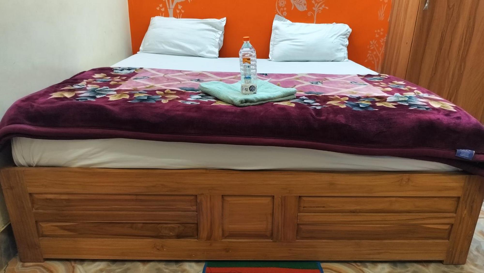 Parshuram Palace Guest house Ayodhya