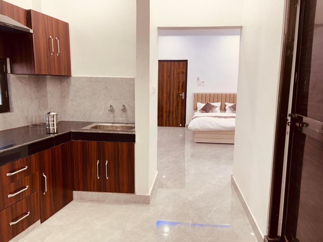 Hotel Shri Ram Darbar Ayodhya
