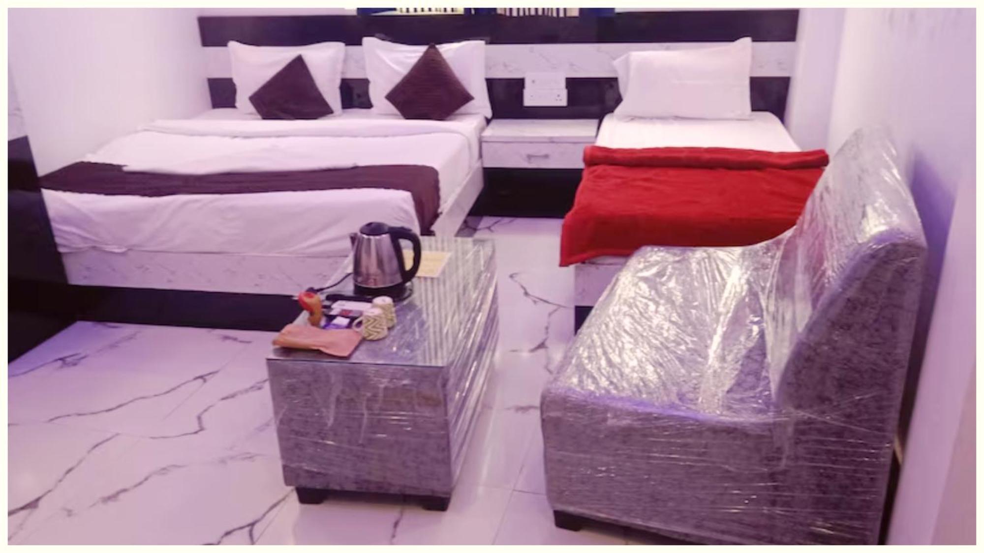 Hotel Hanuman Jee Near Temple -fully-air-conditioned With Free Wifi-facility, 3*