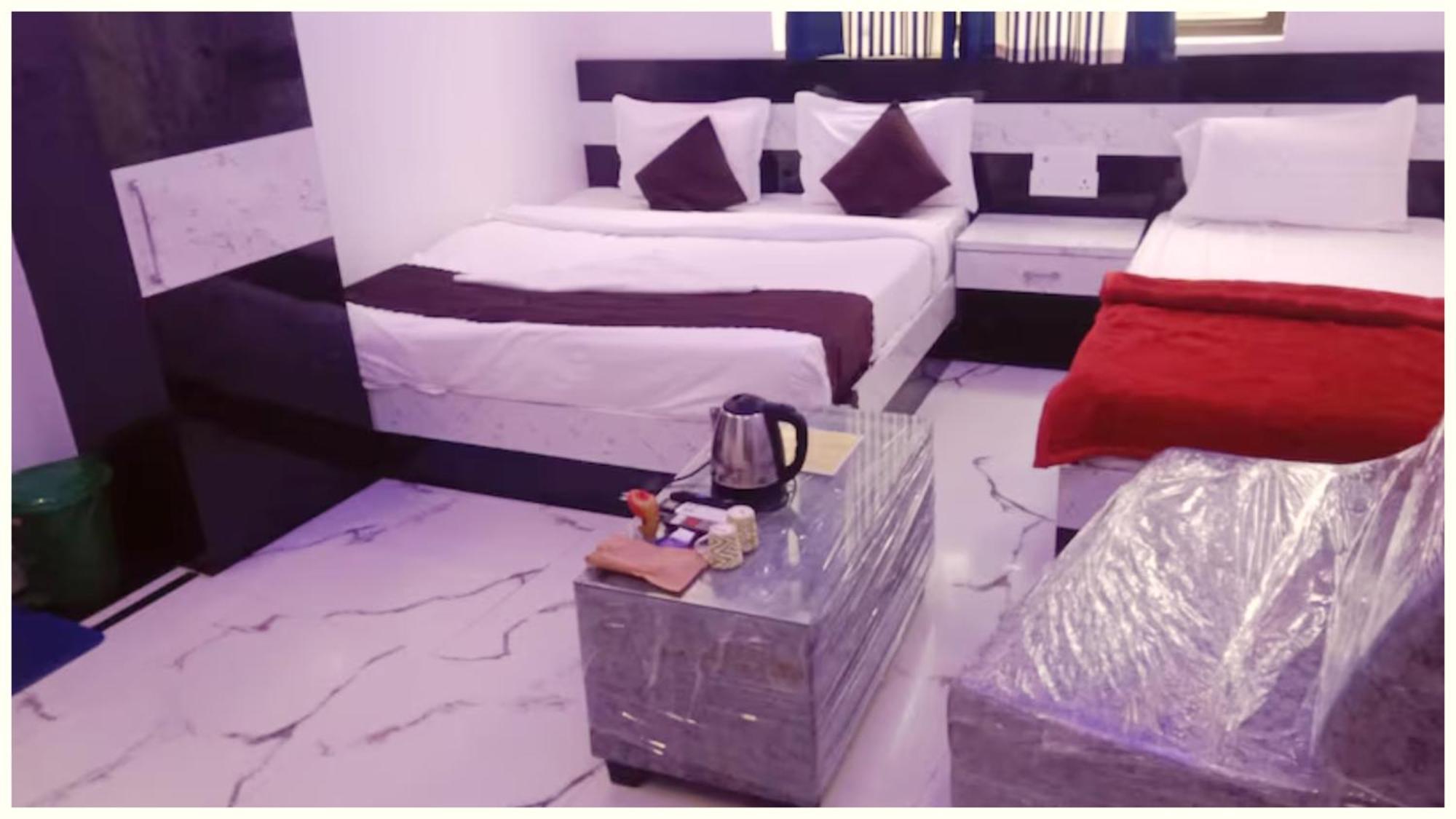 Hotel Hanuman Jee Near Temple -fully-air-conditioned With Free Wifi-facility,