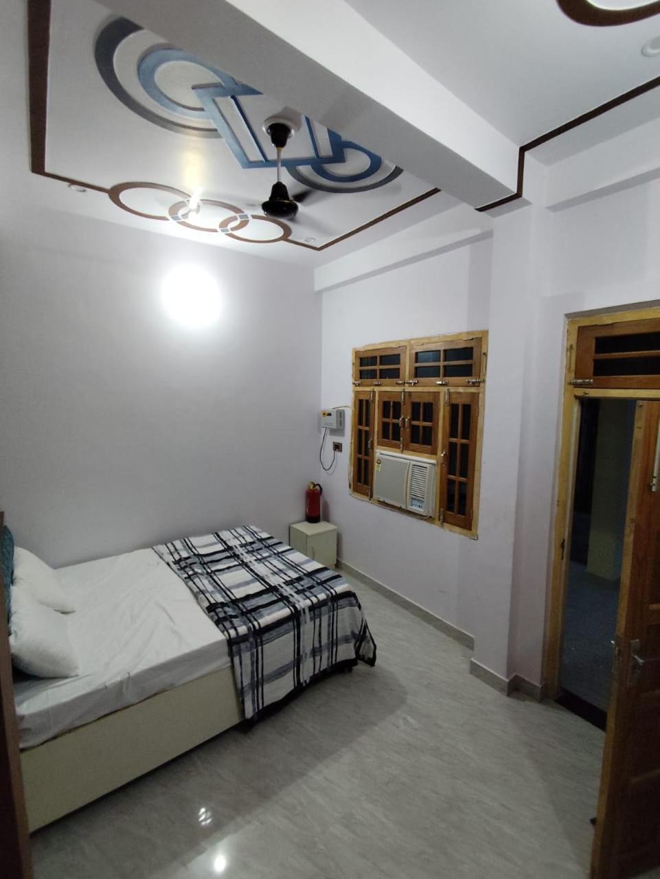 Maurya Palace Guest house Ayodhya