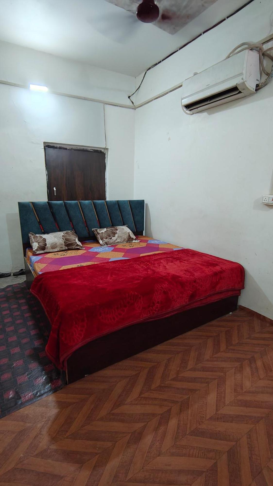 Aditya Homes Homestay *