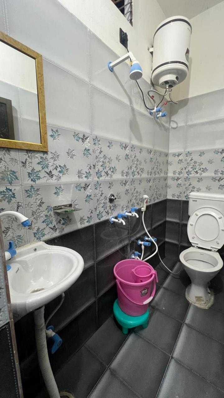 Homestay Kanak Bihari G *