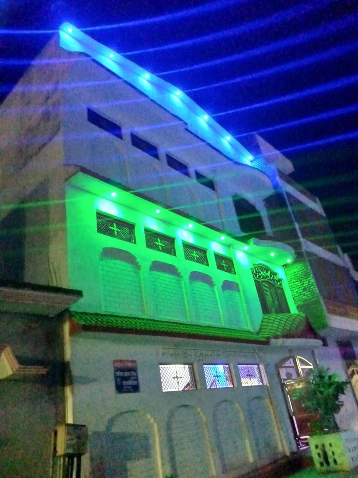 Shree Mate Guest house *