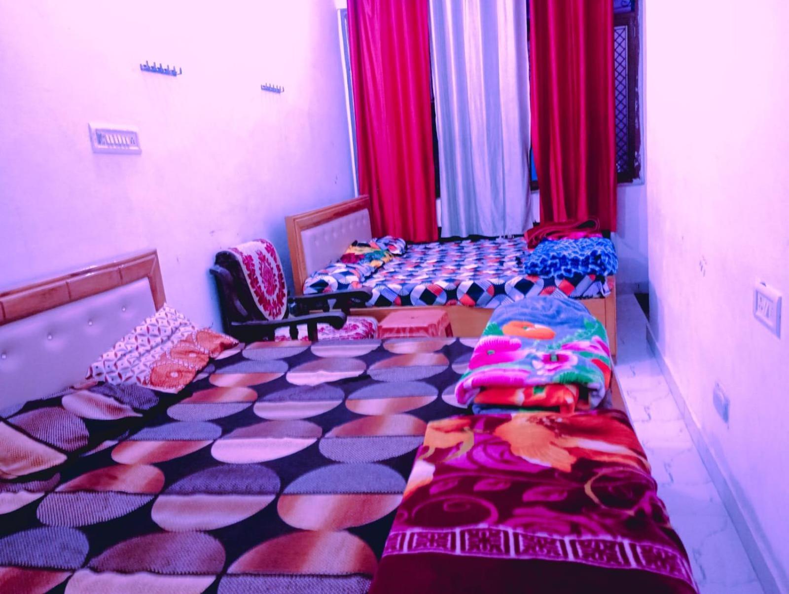 Shree Mate Guest house *