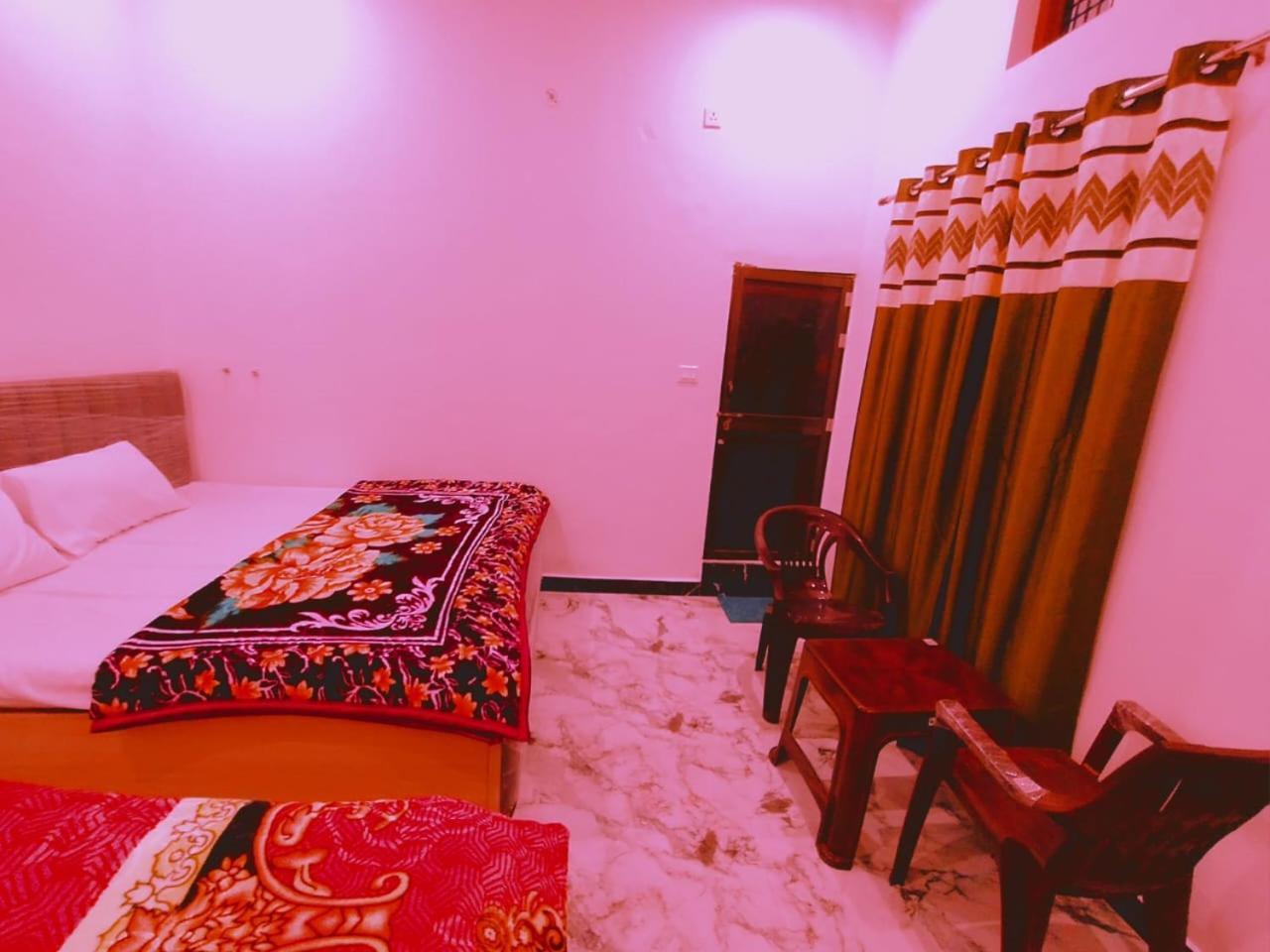 Sri Sitaram Hnuman Ji Guest house *