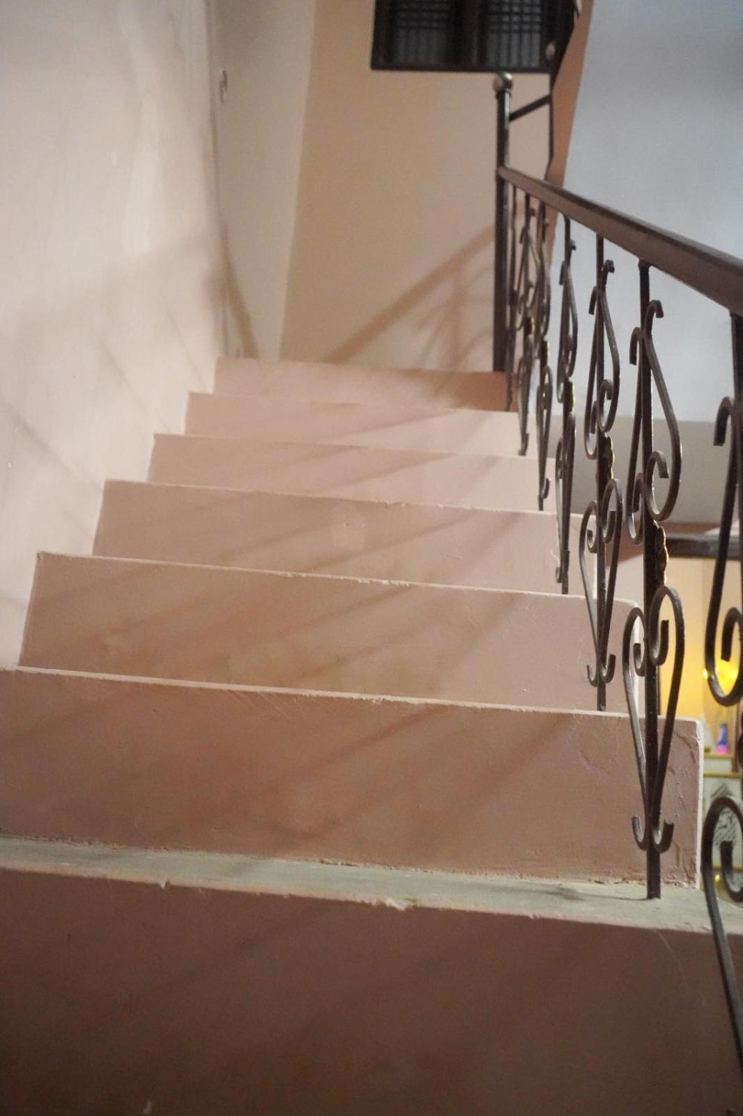 Malti 5 Minute Walking Distance Fromayodhya Dhamrailway Station Ayodhya