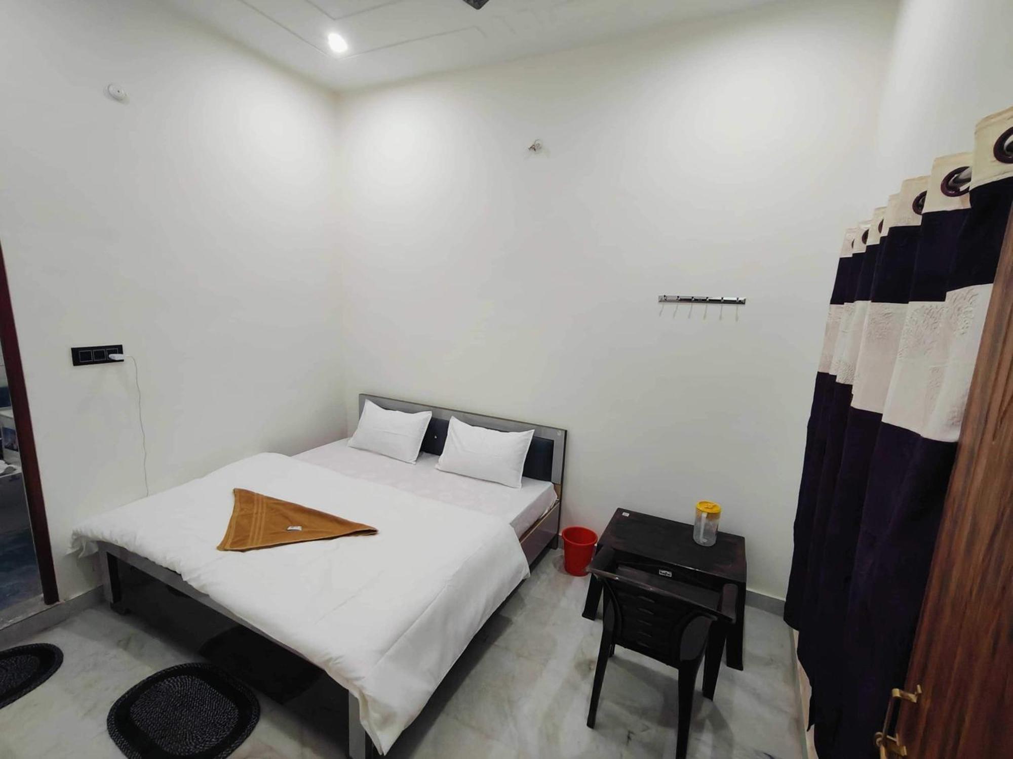 Guest house O Avantika Palace *