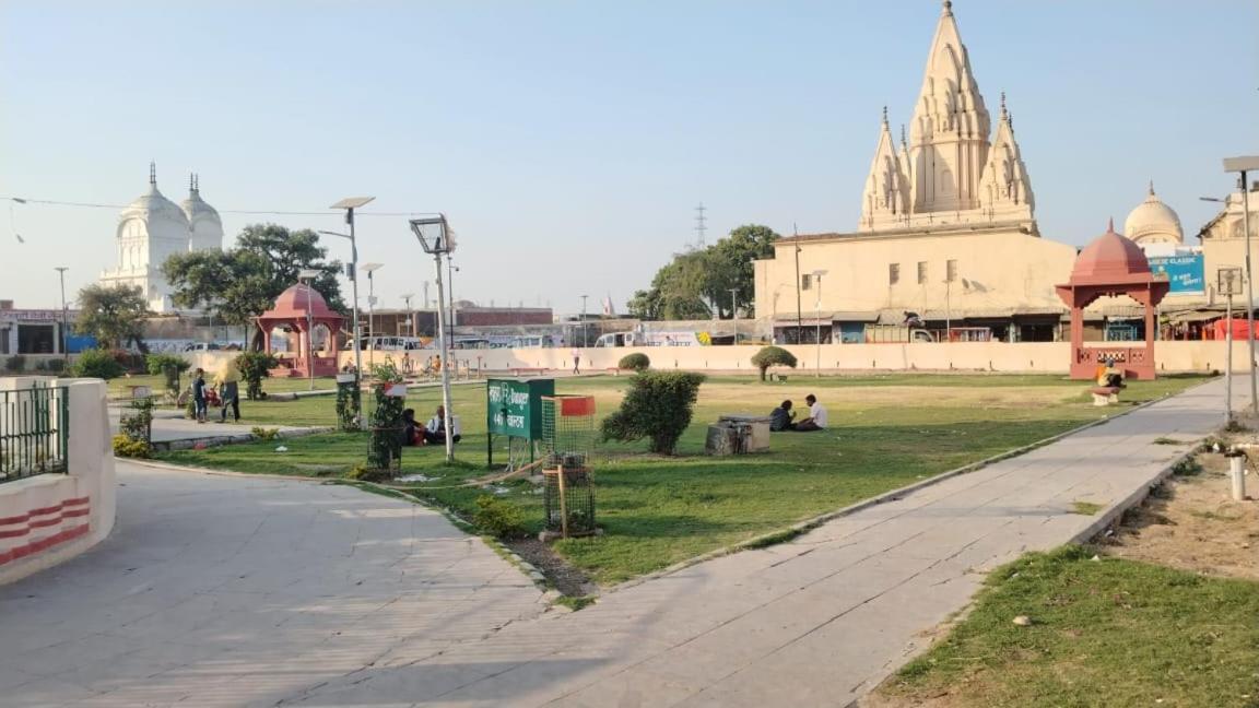 The Shyama - A Luxurious Near Ram Mandir Hotel