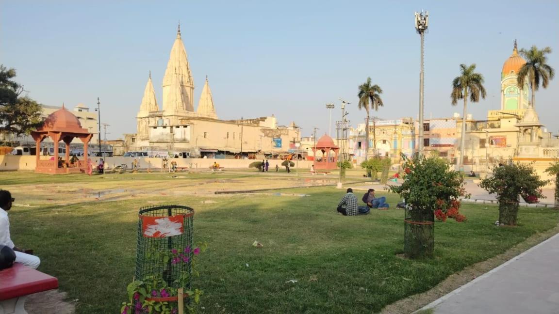 The Shyama - A Luxurious Near Ram Mandir