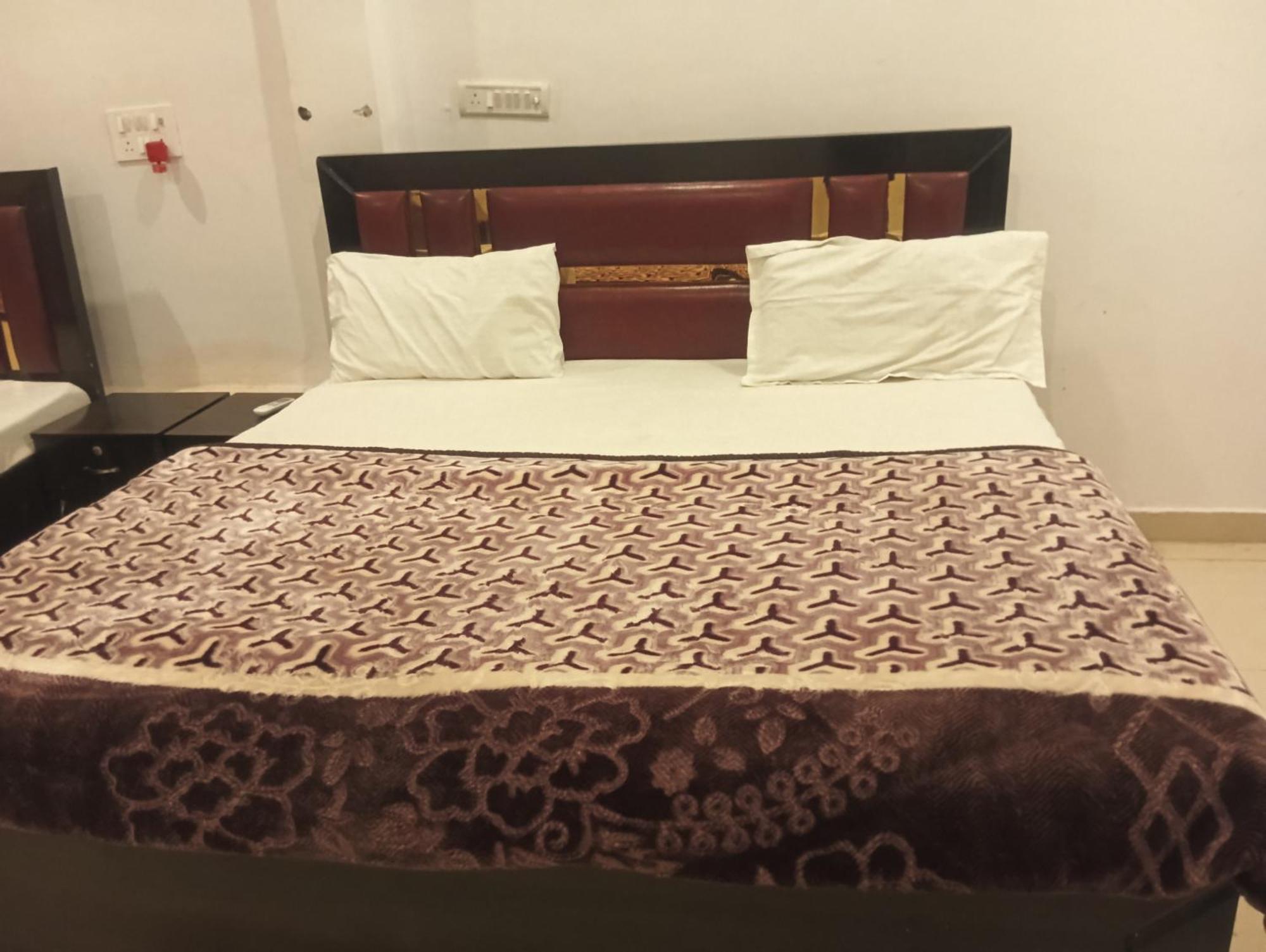 Shree Ram Lala Ramjanm Bhoomi Guest house