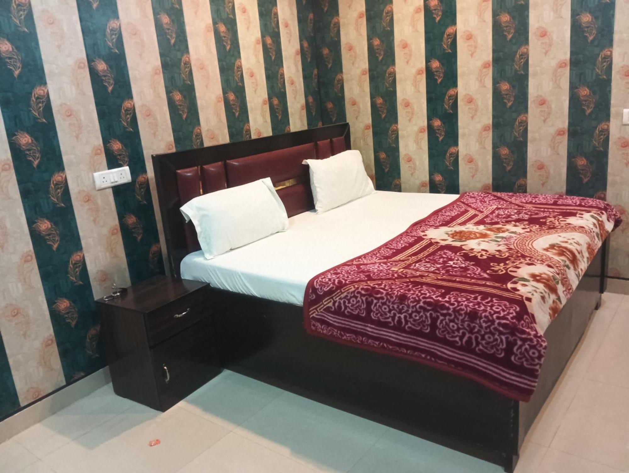 Shree Ram Lala Ramjanm Bhoomi Guest house *