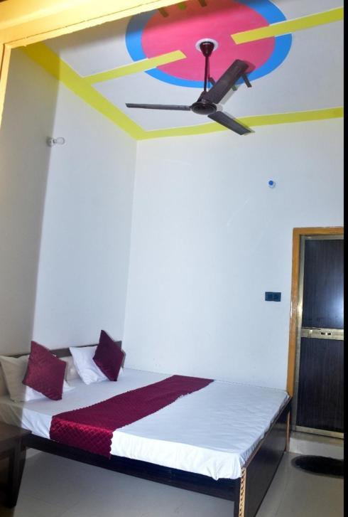 Veda 800 Meter Distance From Temple Homestay