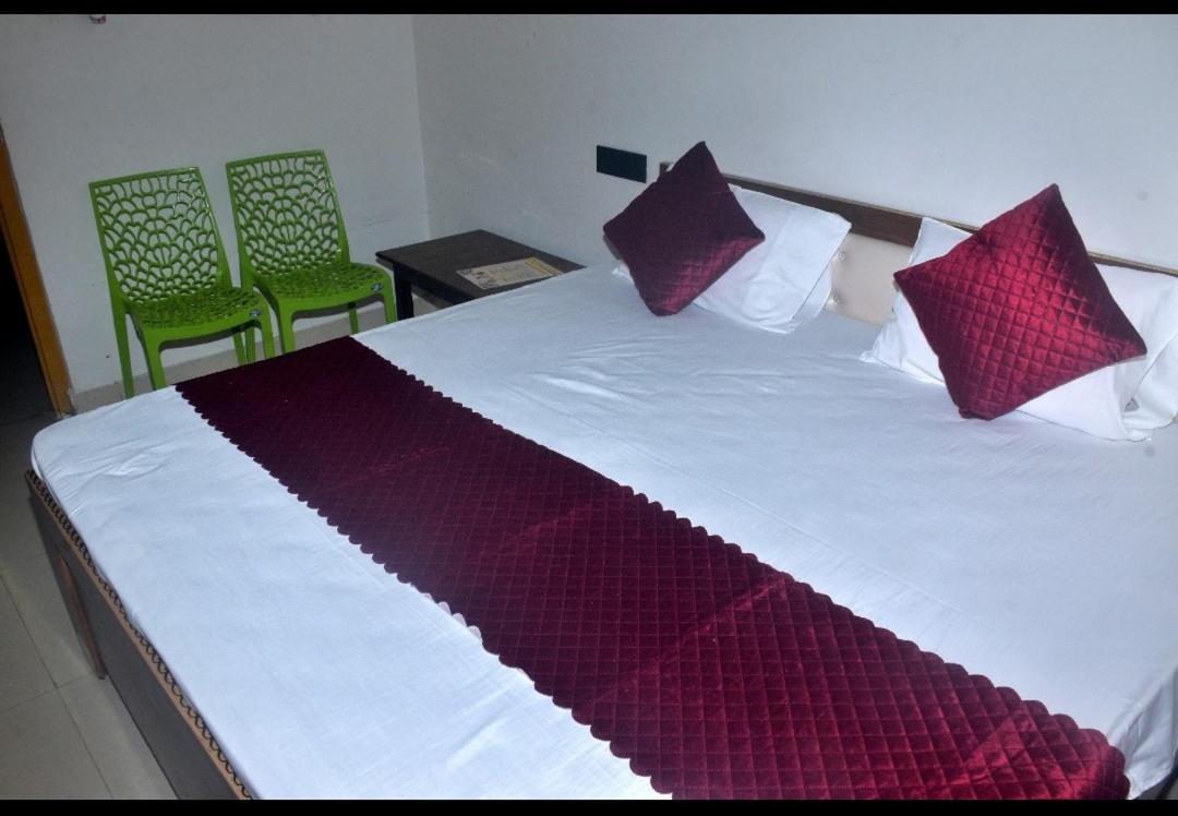Homestay Veda 800 Meter Distance From Temple