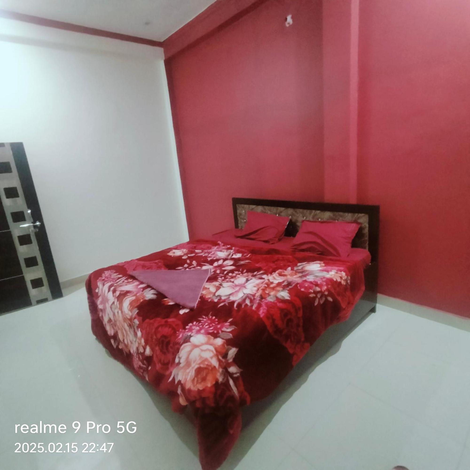 Beautiful Near Ram Mandir Guest house *