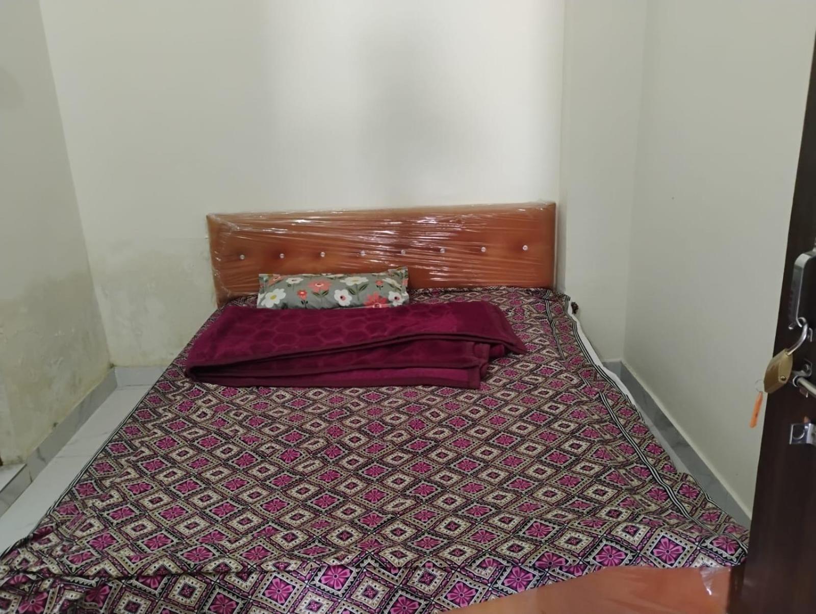 Geeta Teerth Guest house *