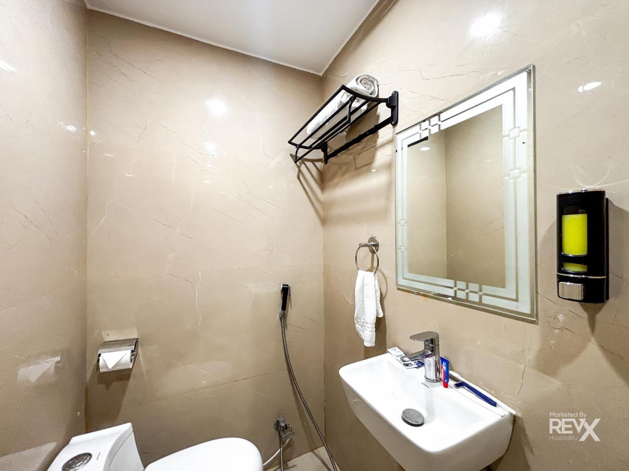 Hotel Manas Ayodhya