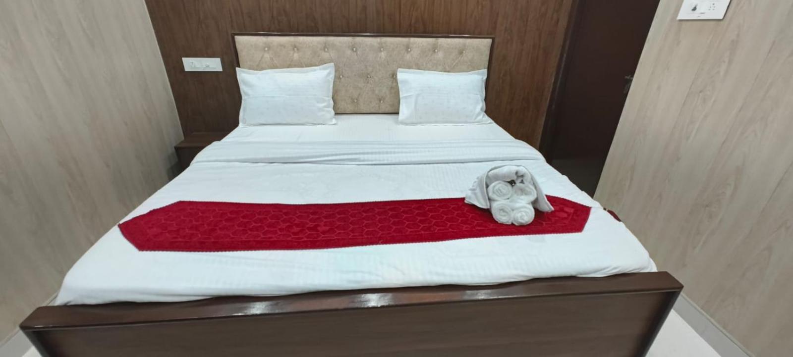 Hotel Shakuntalam Ayodhya