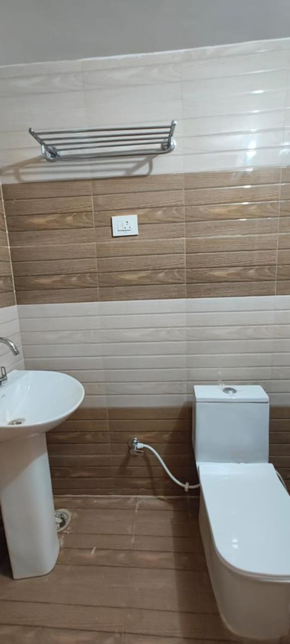 Hotel Shakuntalam 3*