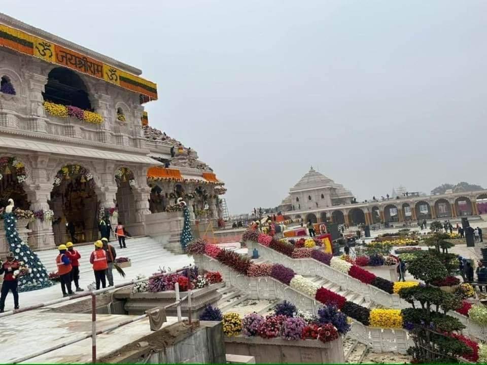 Hotel Hotel The Param- 750 Meters From Ram Mandir Ayodhya 3*