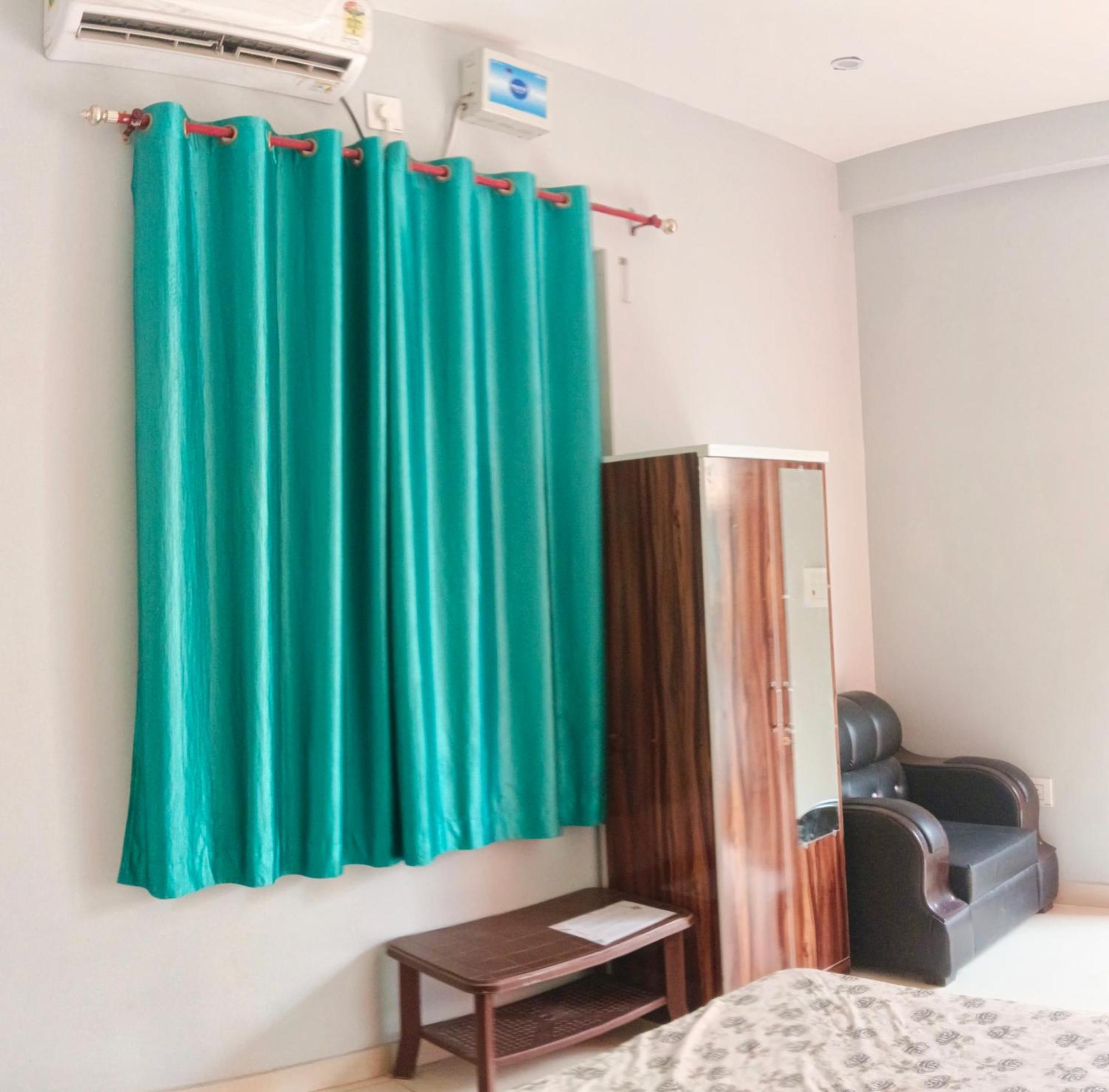 Pathak Sadan Homestay *