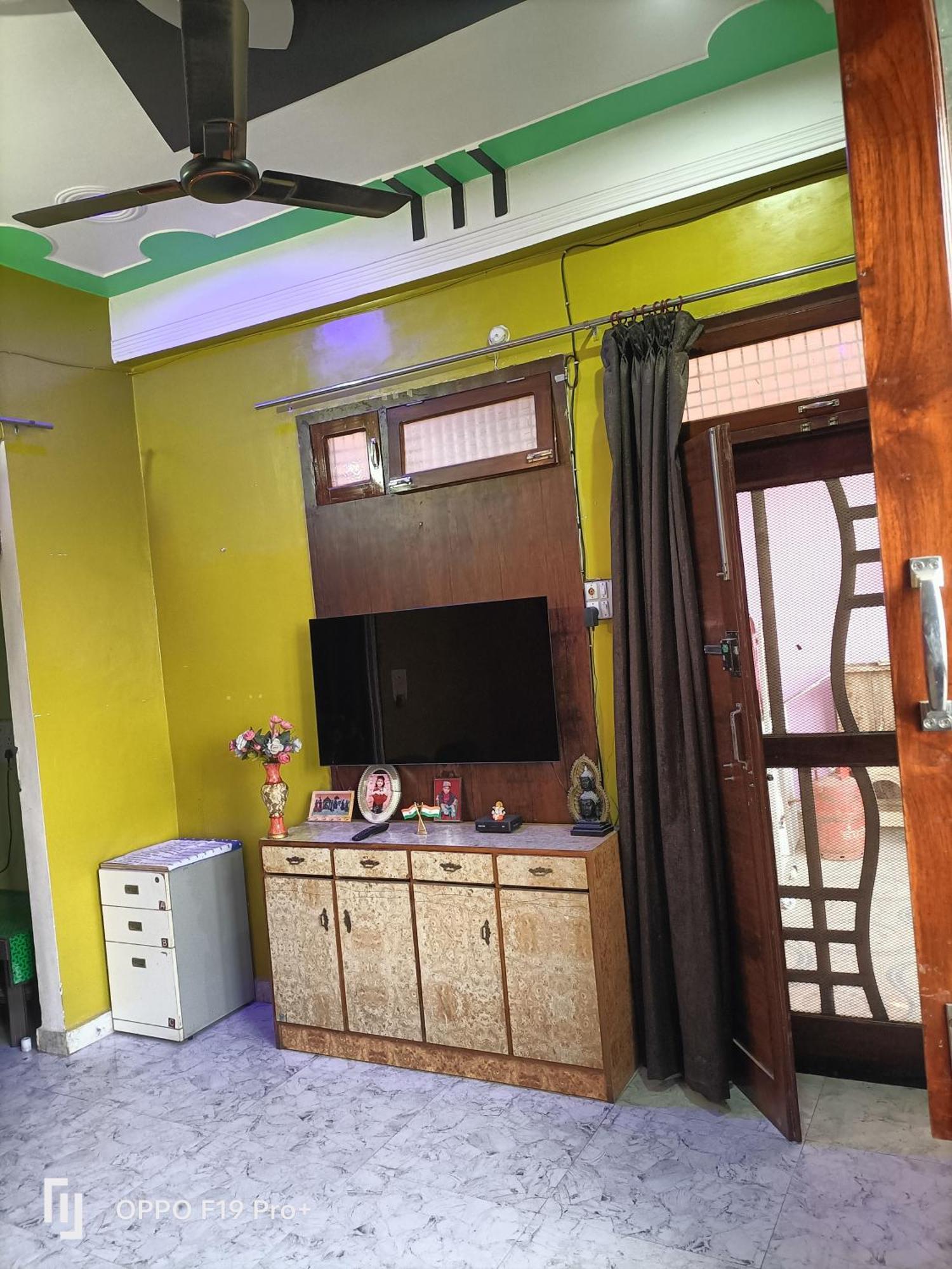 Shri Ram Sharnam Guest house Ayodhya
