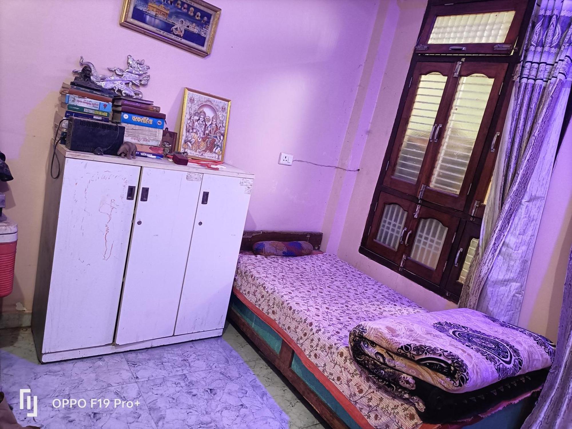 Guest house Shri Ram Sharnam *