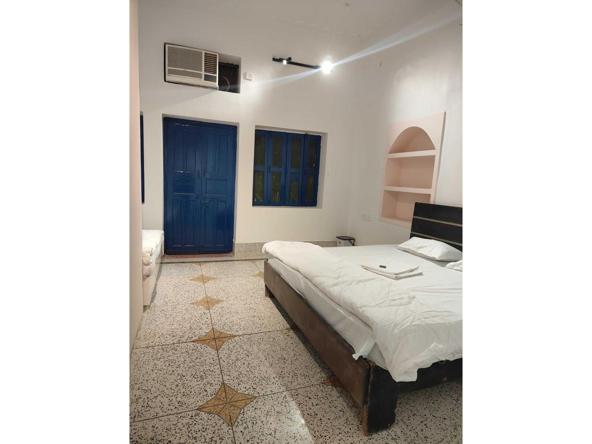 O Ramyanika Hotel Ayodhya