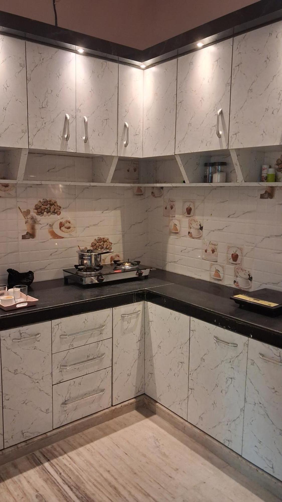 Narayan Sadan Apartment *