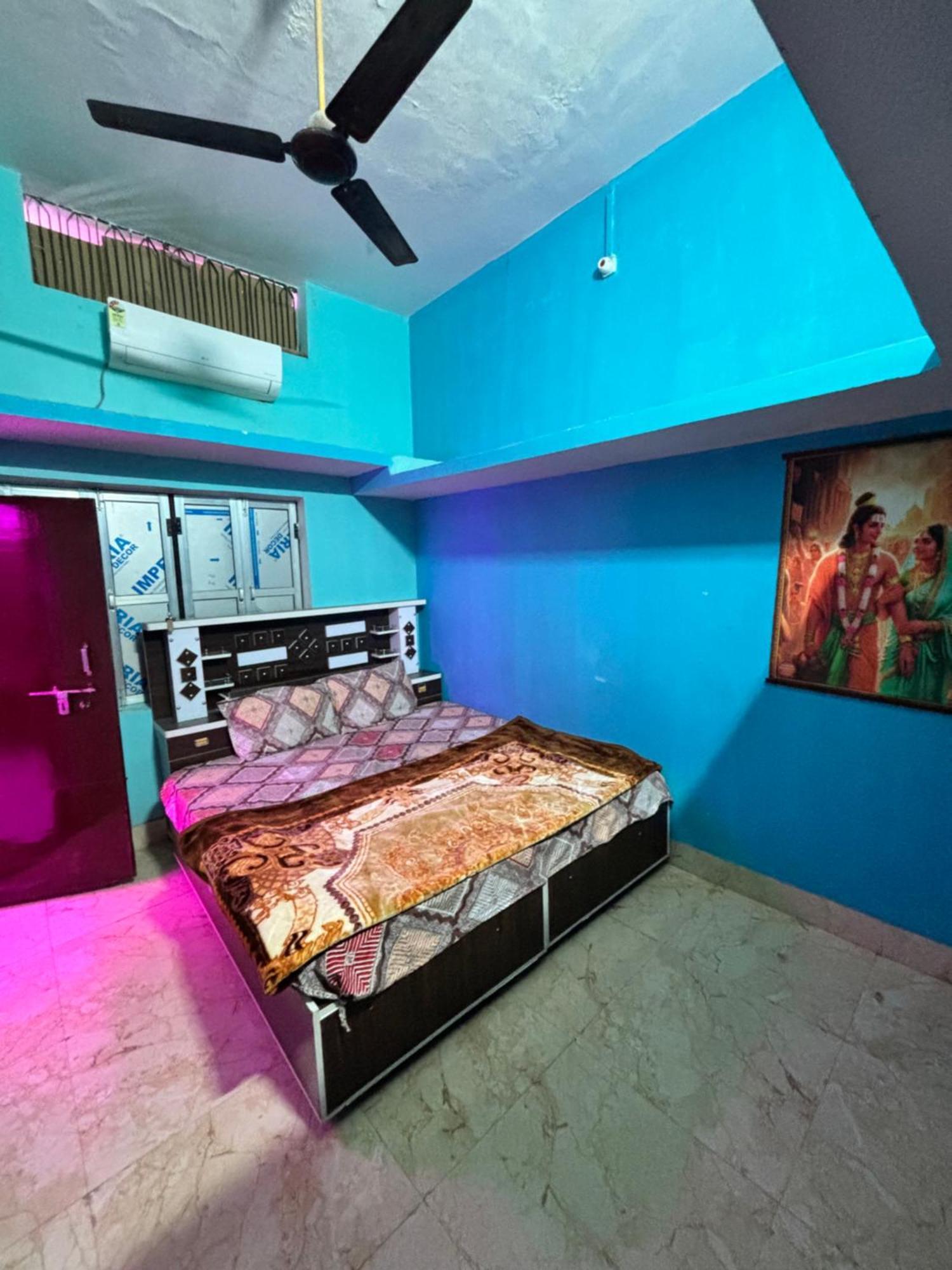 Homestay Kishori Ram 500m Railway And Ram Mandir *