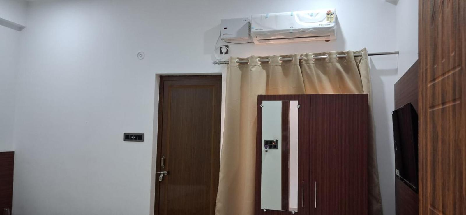 Sri Bageswar Palace Homestay